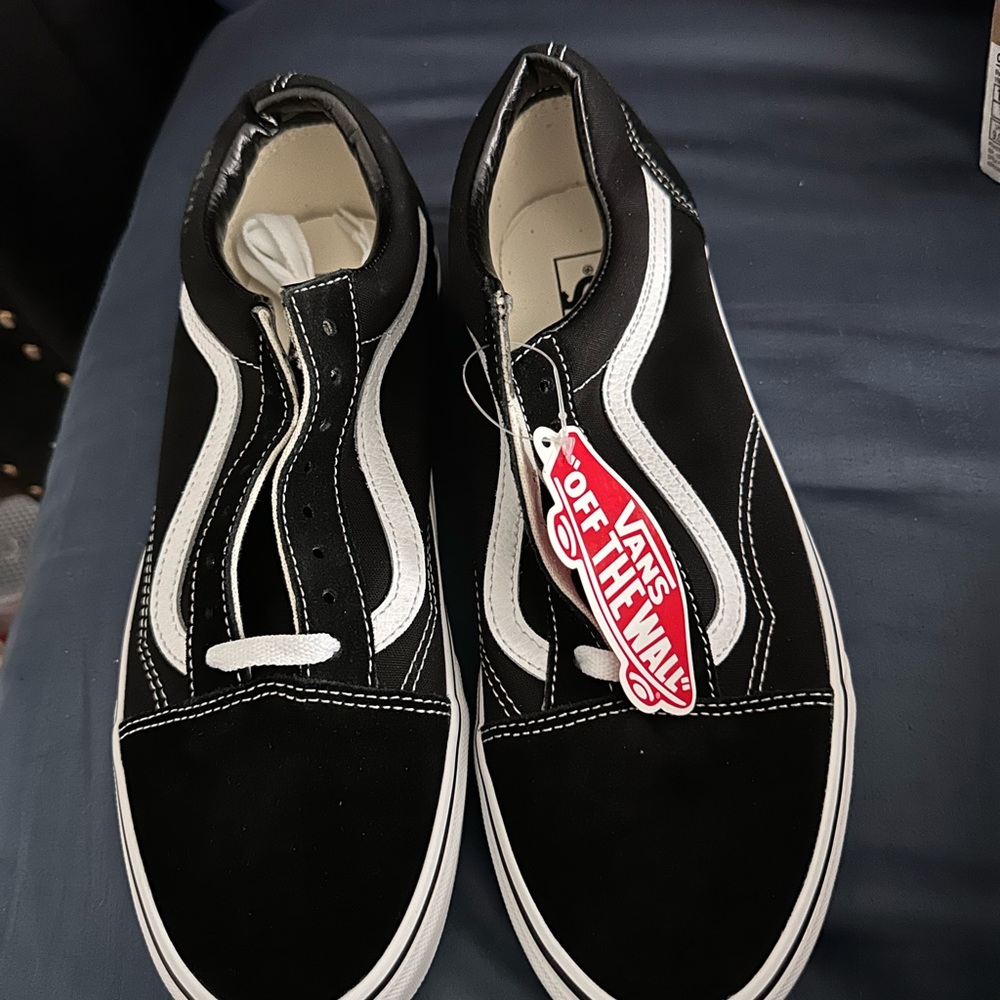 Vans- Old Skool- 10.0 US Men- NWT